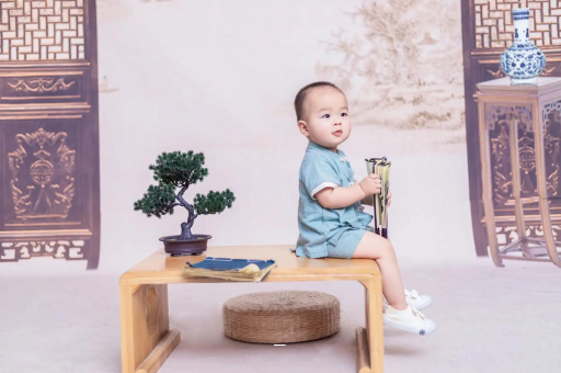吕梁四个月宝宝可以坐着吗